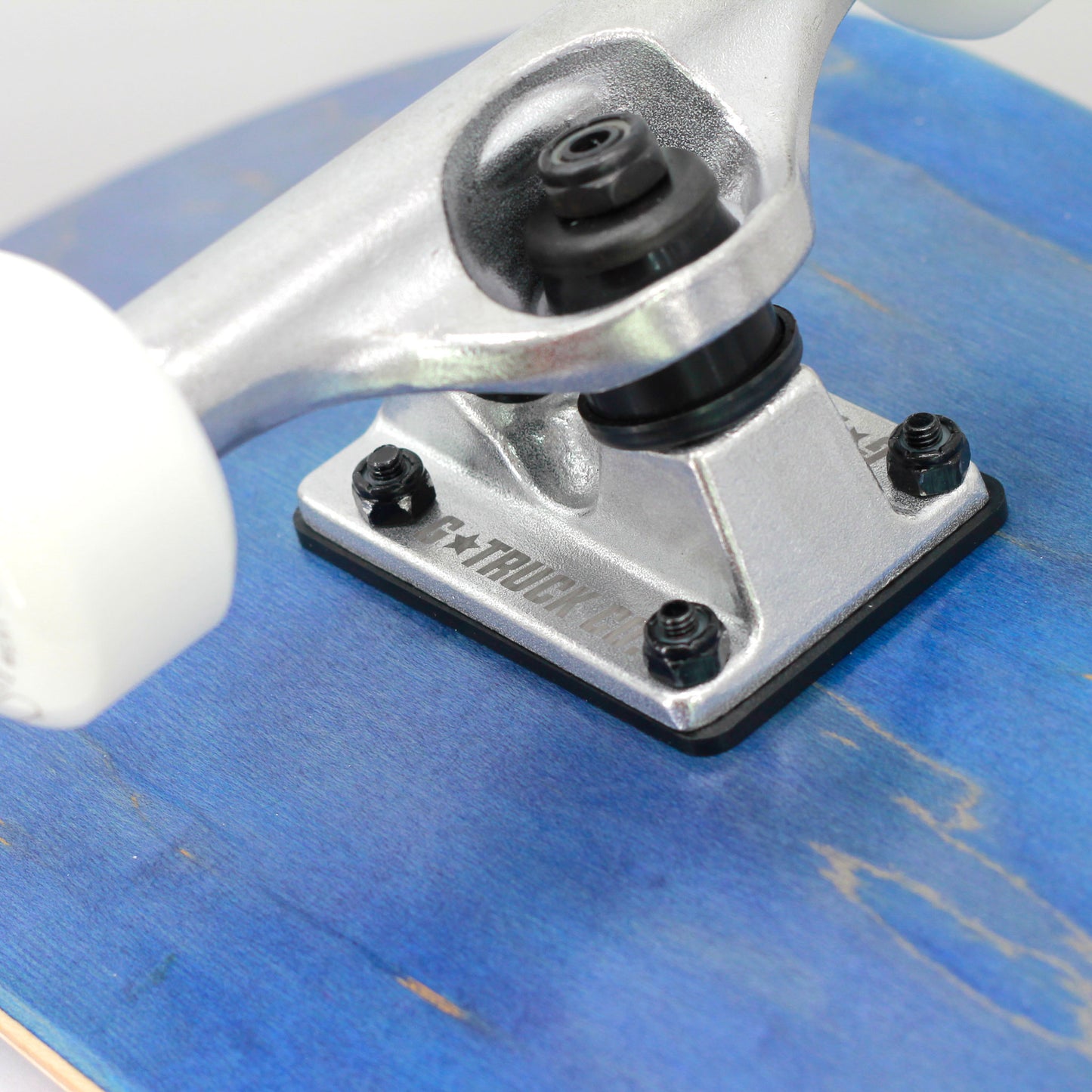G-Truck Skateboard Achsen in der Nahansicht