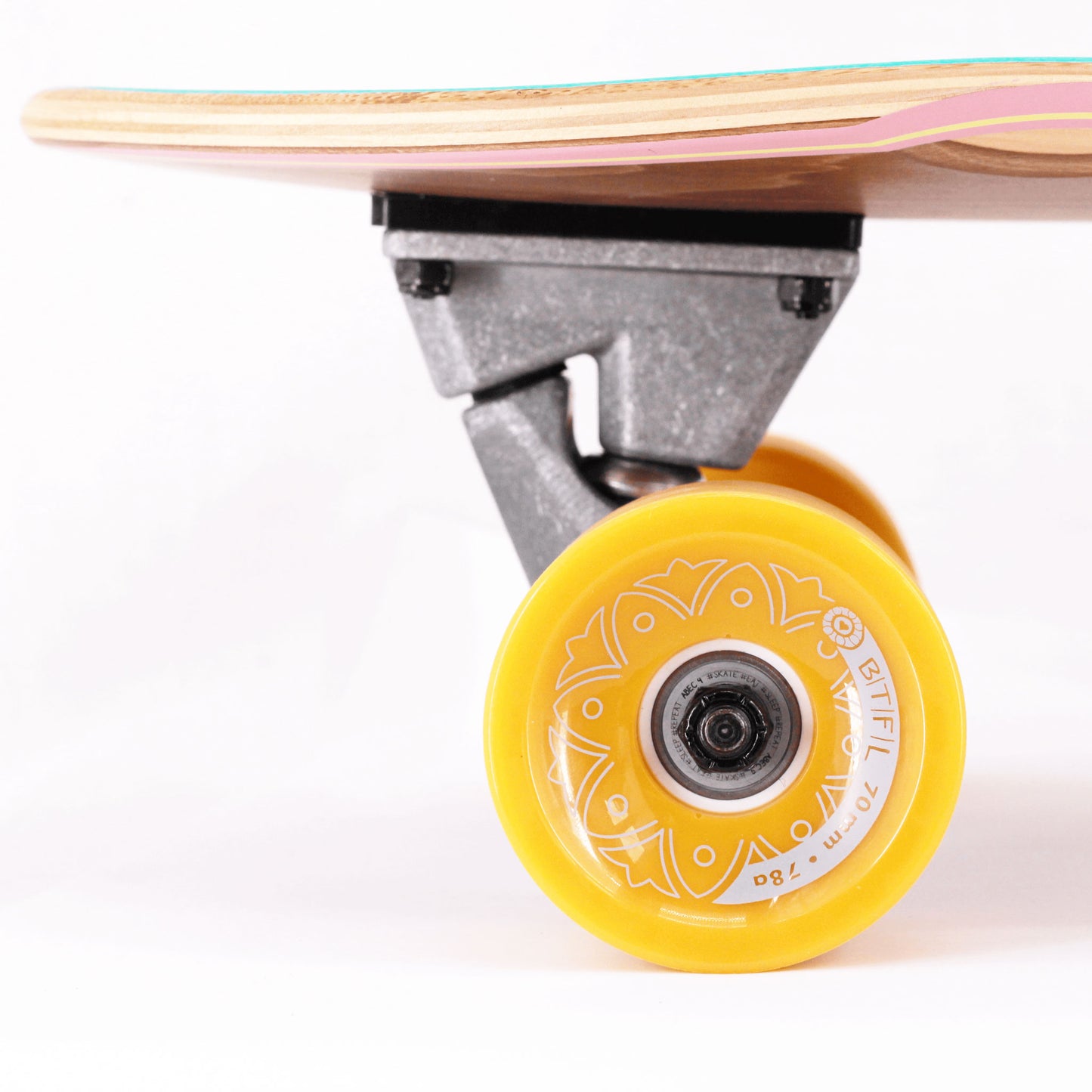 BTFL surfskate SOL - complete surf skateboard with kicktail 