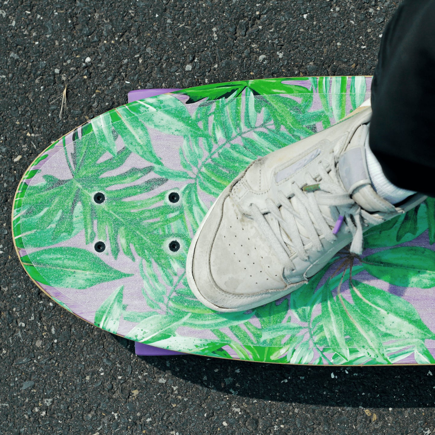 BTFL LENA - Surfskate Board mit Kicks